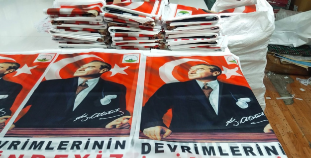 Osmangazi Belediyesinden Vatandaşlara Türk Bayrağı  Dağıtacak