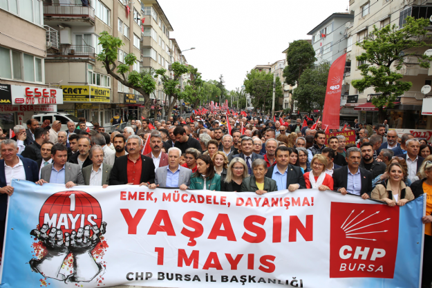 Bursa'da 1 Mayıs Emek ve Dayanışma Günü Coşkusu