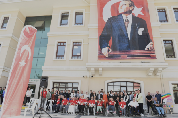 Osmangazi Belediye Başkanı Erkan Aydın Özel Gereksinimli Bireylerin Yaşamını Kolaylaştırmak İçin Üzerimize düşeni Yapacağız 
