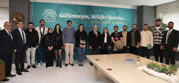 Nilüfer Belediye Başkanı Şadi Özdemir'den Gençlere Yanındayız Mesajı
