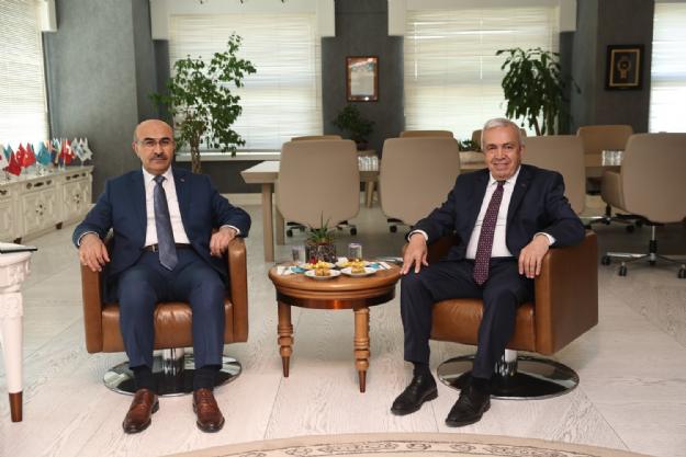 Vali Mahmut Demirtaş'tan Nilüfer Belediye Başkanı Şadi Özdemir'e Ziyaret
