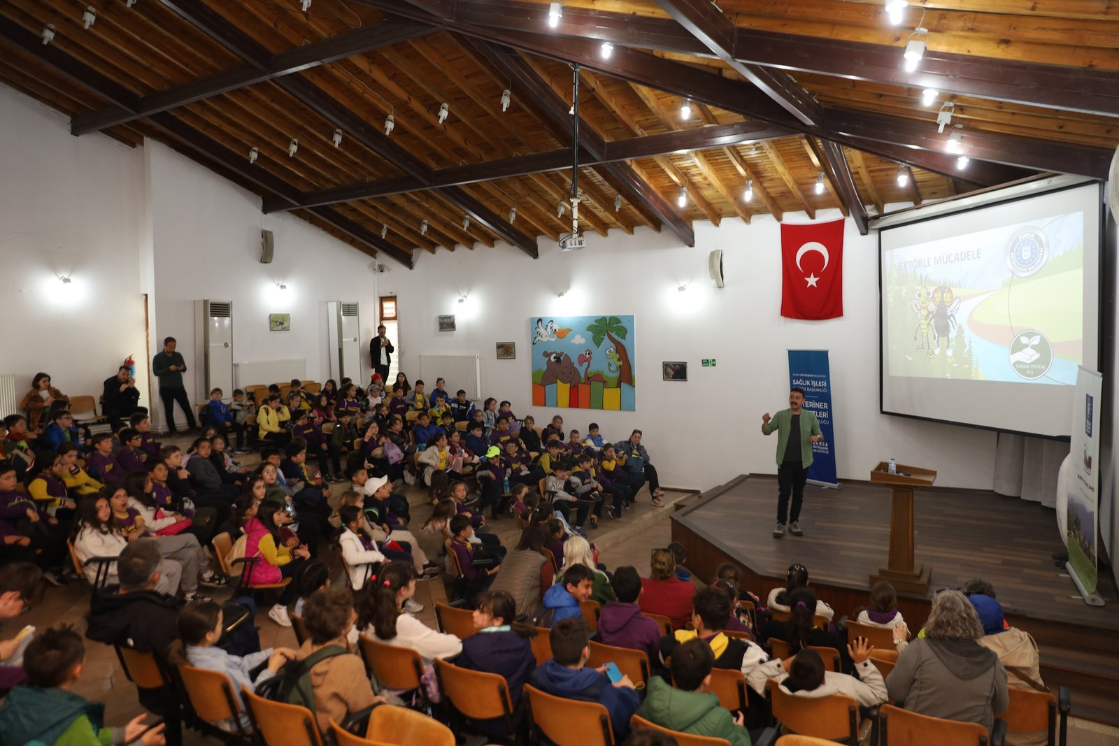 Büyükşehir Belediyesi’nden Öğrencilere Vektörle Mücadele Eğitimi