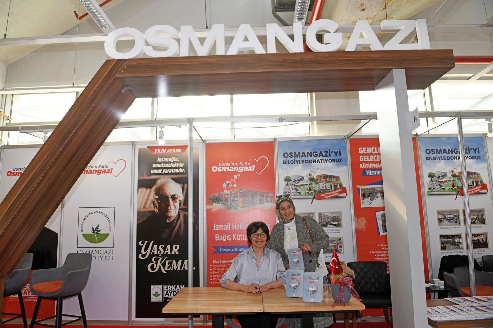 Osmangazi Belediyesi Yazar ve Şair Ayşen Işık’ı Ağırladı