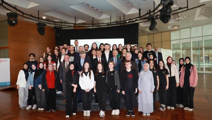 Bursa’da “Köklerden Geleceğe” Bilim ve Gençlik Buluşmaları Projesi