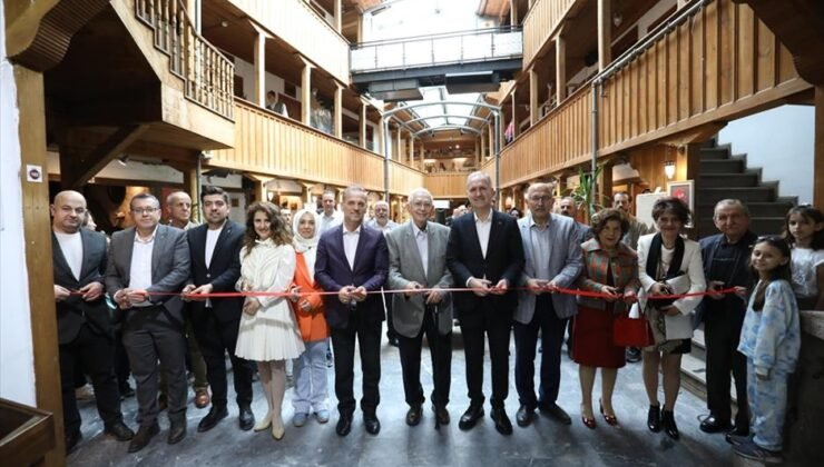 Dünya Müzeler Gününe Özel İnegöl Kent Müzesinde Taşın Kalbi Sergisi Açıldı