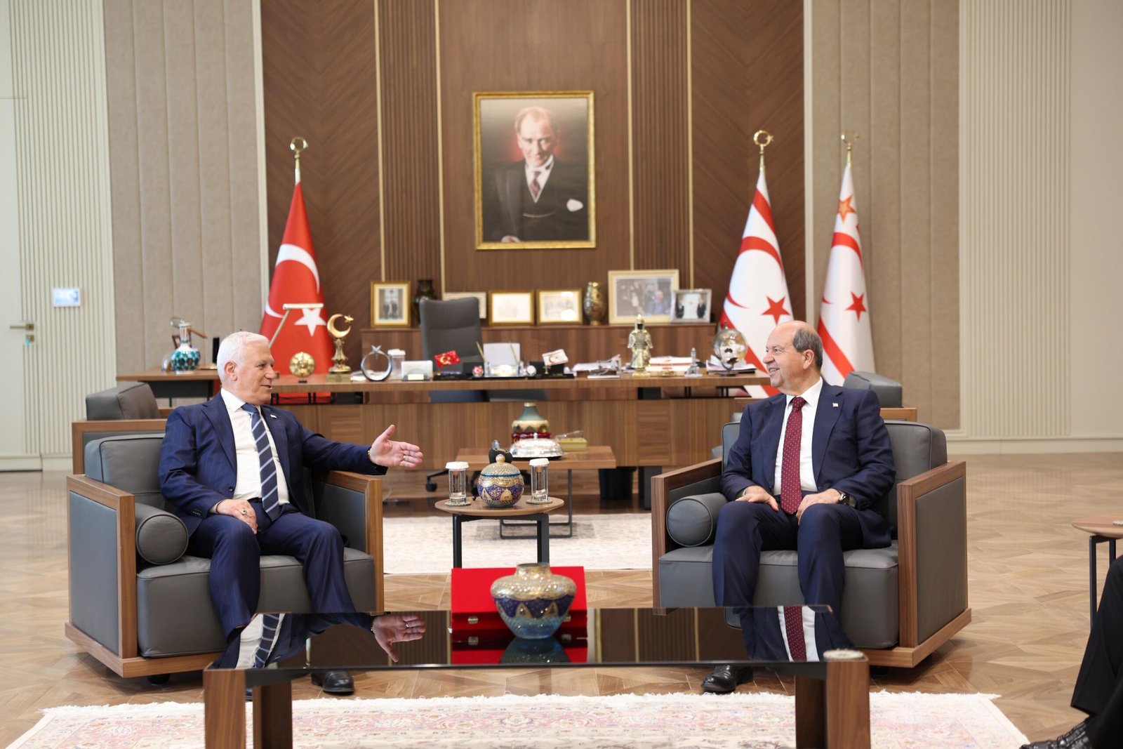 Büyükşehir Belediye Başkanı Mustafa Bozbey’den KKTC Cumhurbaşkanı Ersin Tatar’a Ziyaret