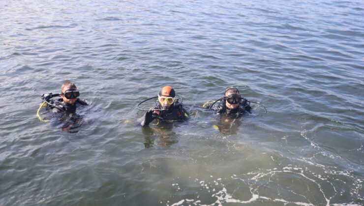 Gemlik İskelesi’nde Deniz Dibi Temizliği