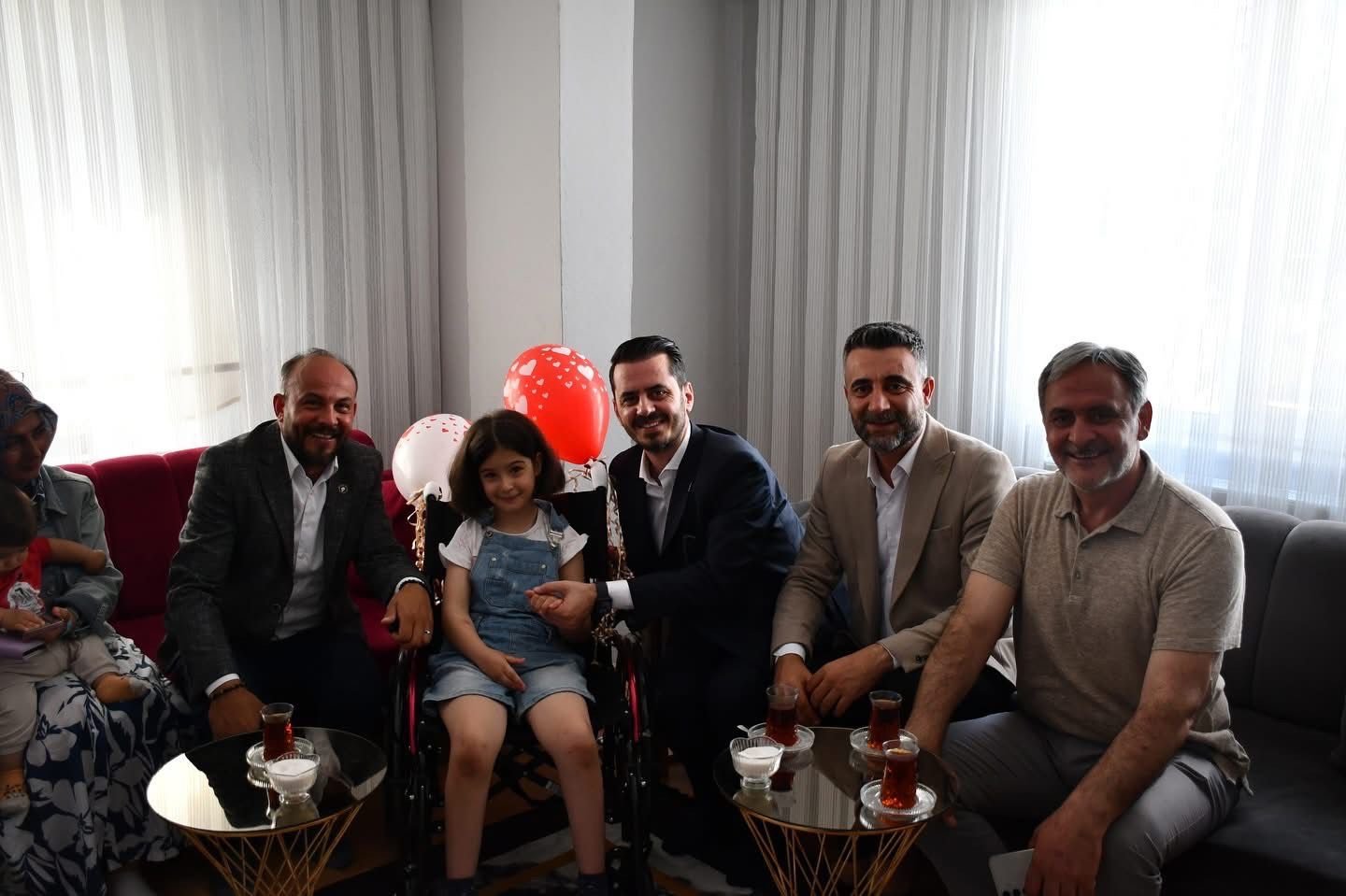 Ak Parti Osmangazi İlçe Başkanı Adnan Kurtuluş’tan Ziyaret: Ahsen’e Umut Oldular