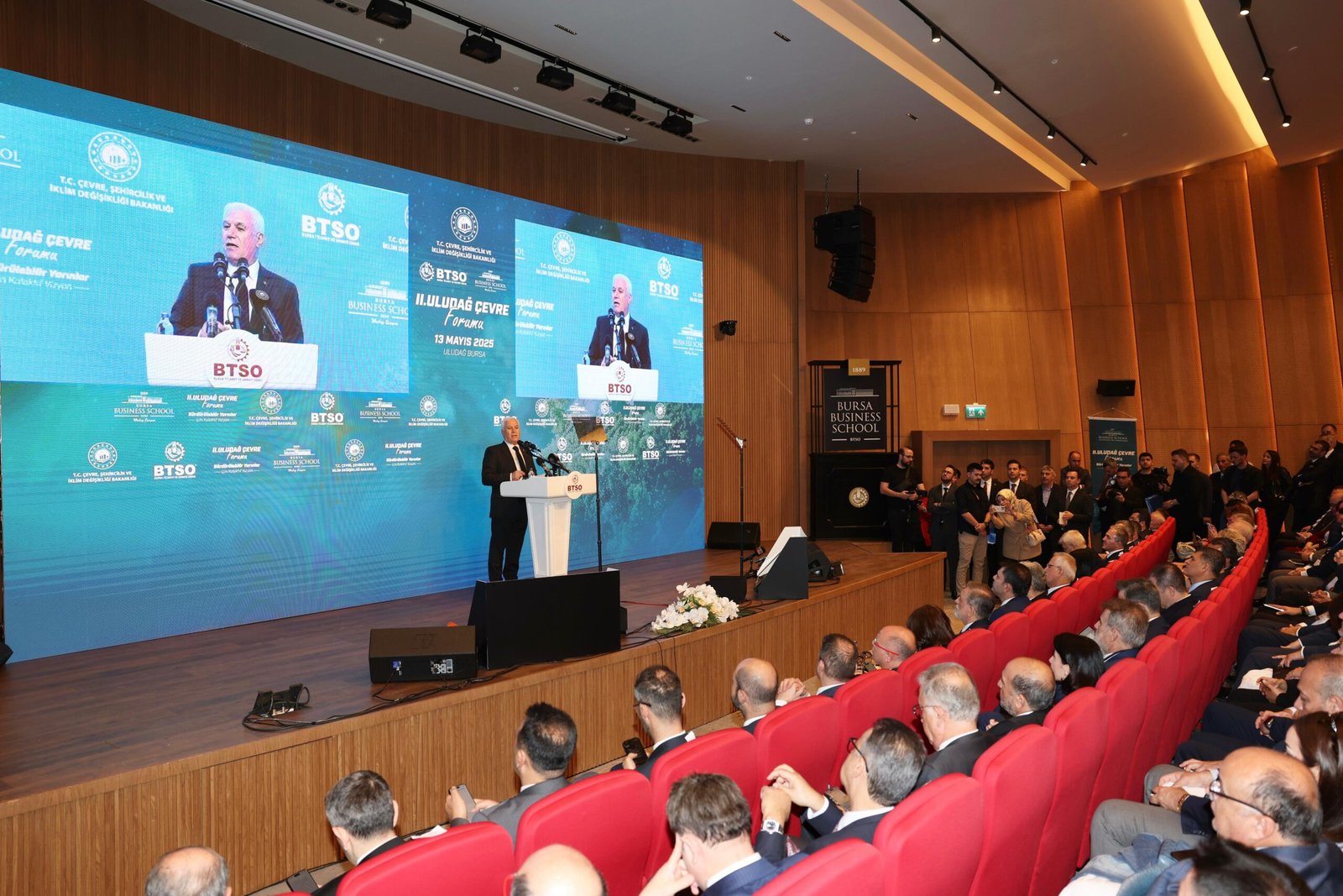 Büyükşehir Belediye Başkanı Mustafa Bozbey: Yeşil Dönüşüm ile Geleceği Hep Birlikte Yeniden Kuracağız