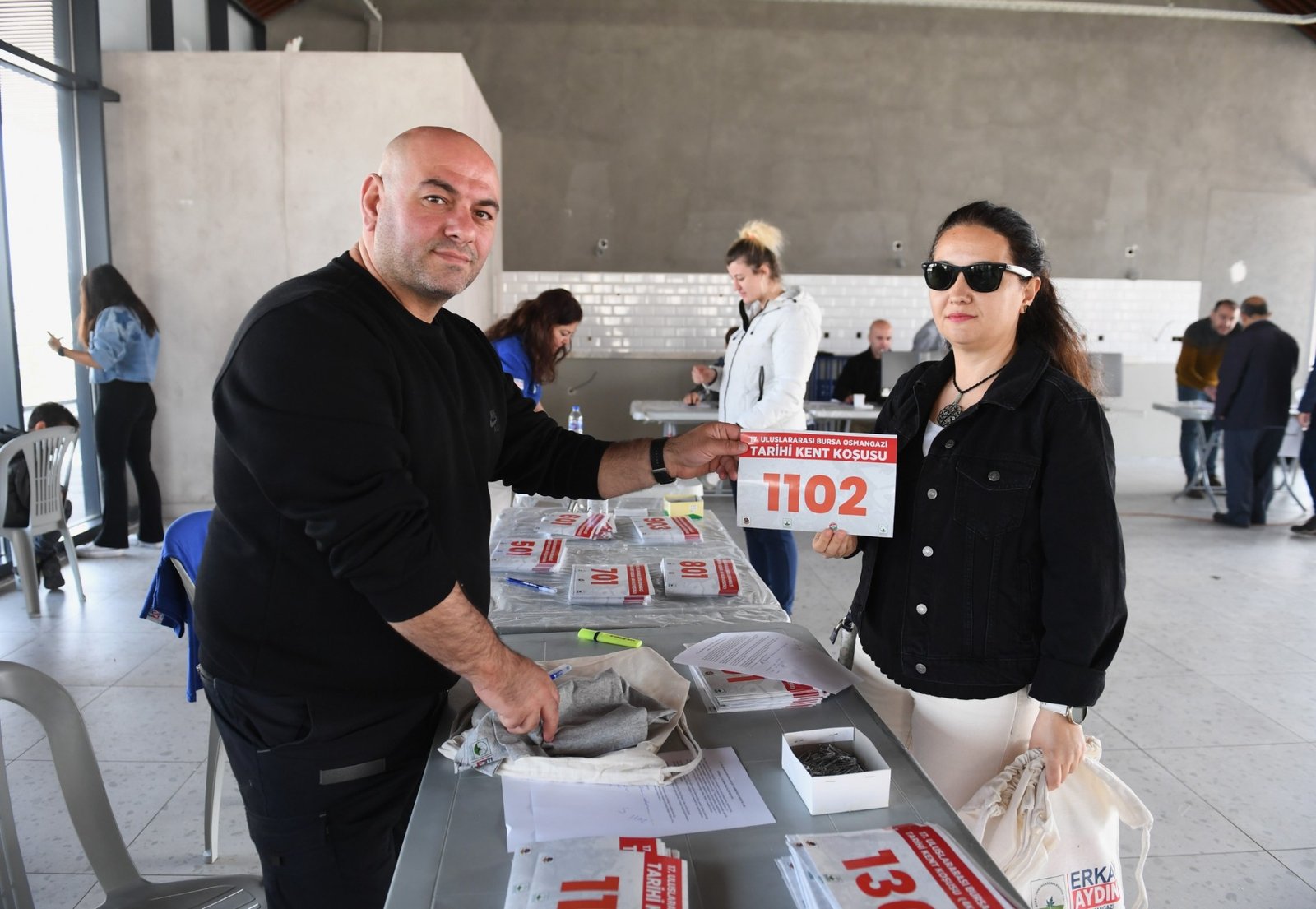 Uluslararası Osmangazi Tarihi Kent Koşusuna Katılacak Sporseverler Numaralarını Aldı