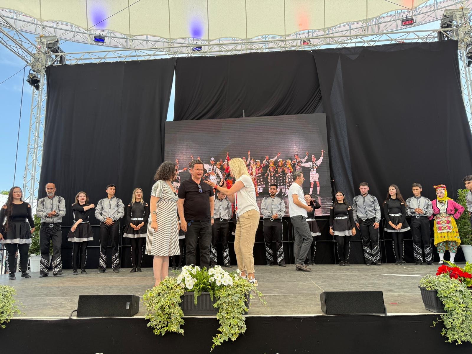 Almanya’nın Hessen Eyaletinde Düzenlenen Hessentag 2025 Festivali’nde Osmangazi Rüzgarı