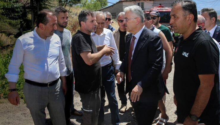 Bursa Valisi Erol Ayyılddız İsmetiye’deki Yangın Bölgesinde