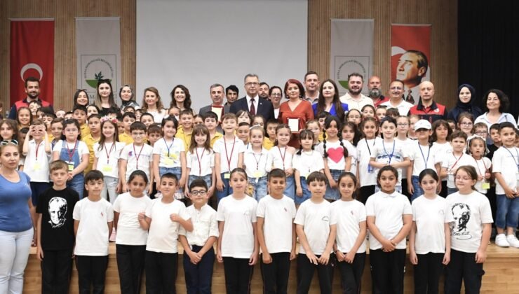 Osmangazi’de Okullar Arası Ödüllü Atık Toplama Yarışması Düzenlendi