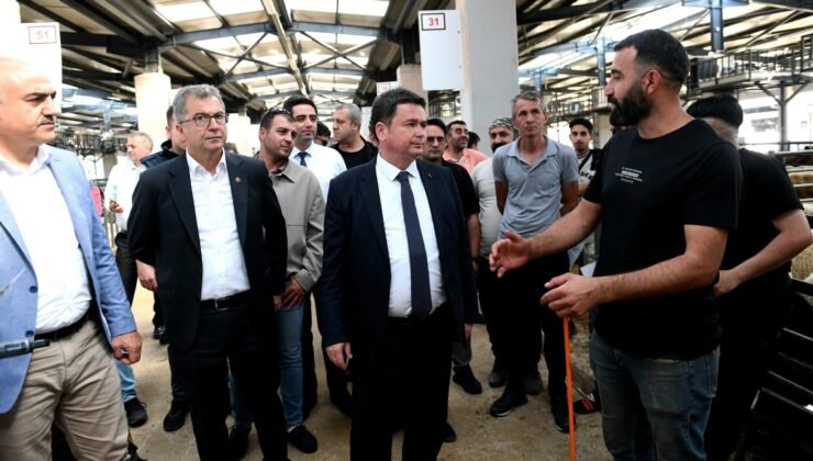 Osmangazi Belediye Başkanı Erkan Aydın Kurban Pazarını Ziyaret Etti