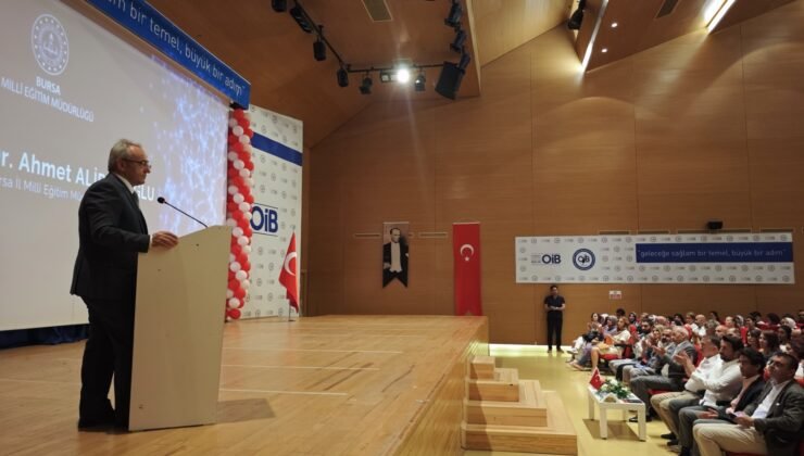 Eğitimde Dijital Dönüşüm ve Yapay Zeka Teknolojileri Bursa’da Masaya Yatırıldı