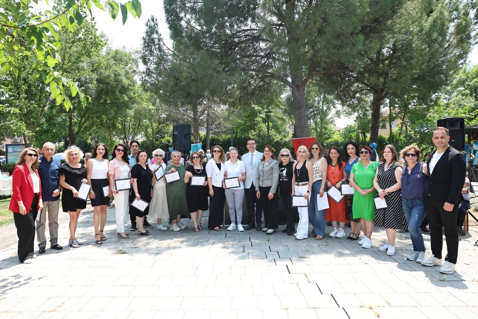 Nilüfer’de Altınşehir Olgun Gençlik Merkezi Sergisi Alkışları Topladı