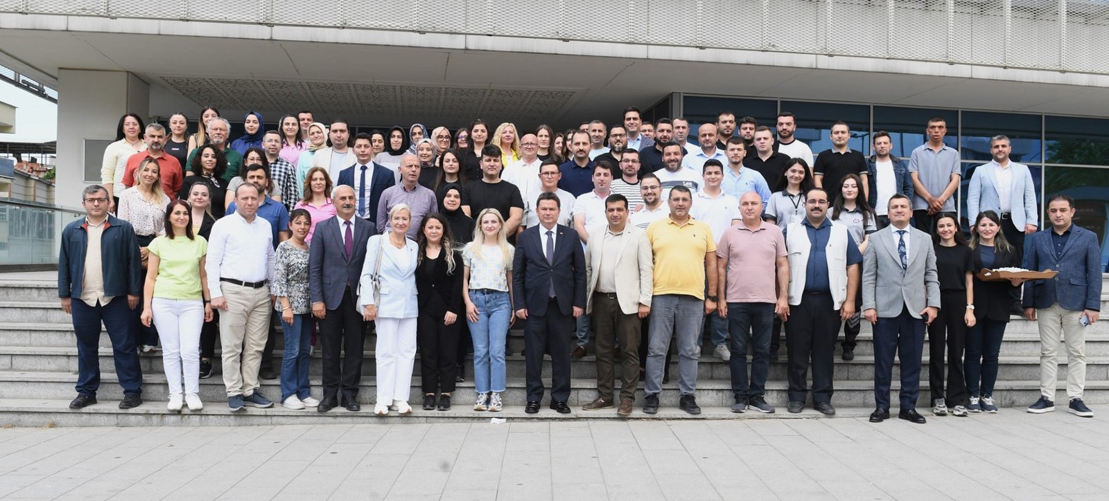 Osmangazi Belediye Başkanı Erkan Aydın Mesai Arkadaşlarıyla Bayramlaştı