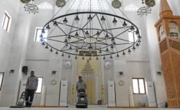 Osmangazi’deki Camilerde Kurban Bayramı Temizliği