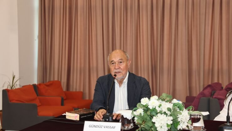 Nilüfer’de Usta Yazar Gündüz Vassaf Okurlarıyla Buluştu