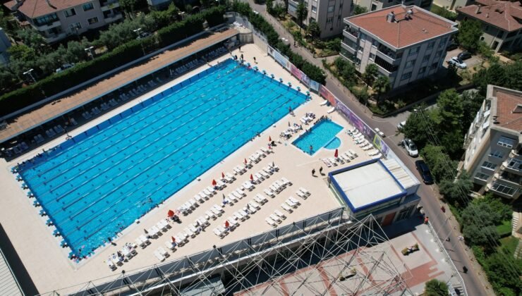 Nilüfer’de “Temiz Havuz” Sertifikalı Konak Açık Yüzme Havuzunda Sezon Başkadı