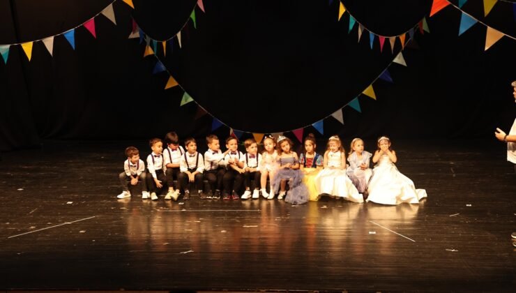 Nilüferli Minikler Renkli Drama Gösterileriyle Alkış Topladı