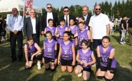 Osmangazi’de Kız Çocukları için Mini Voleybol Şenliği Düzenlendi