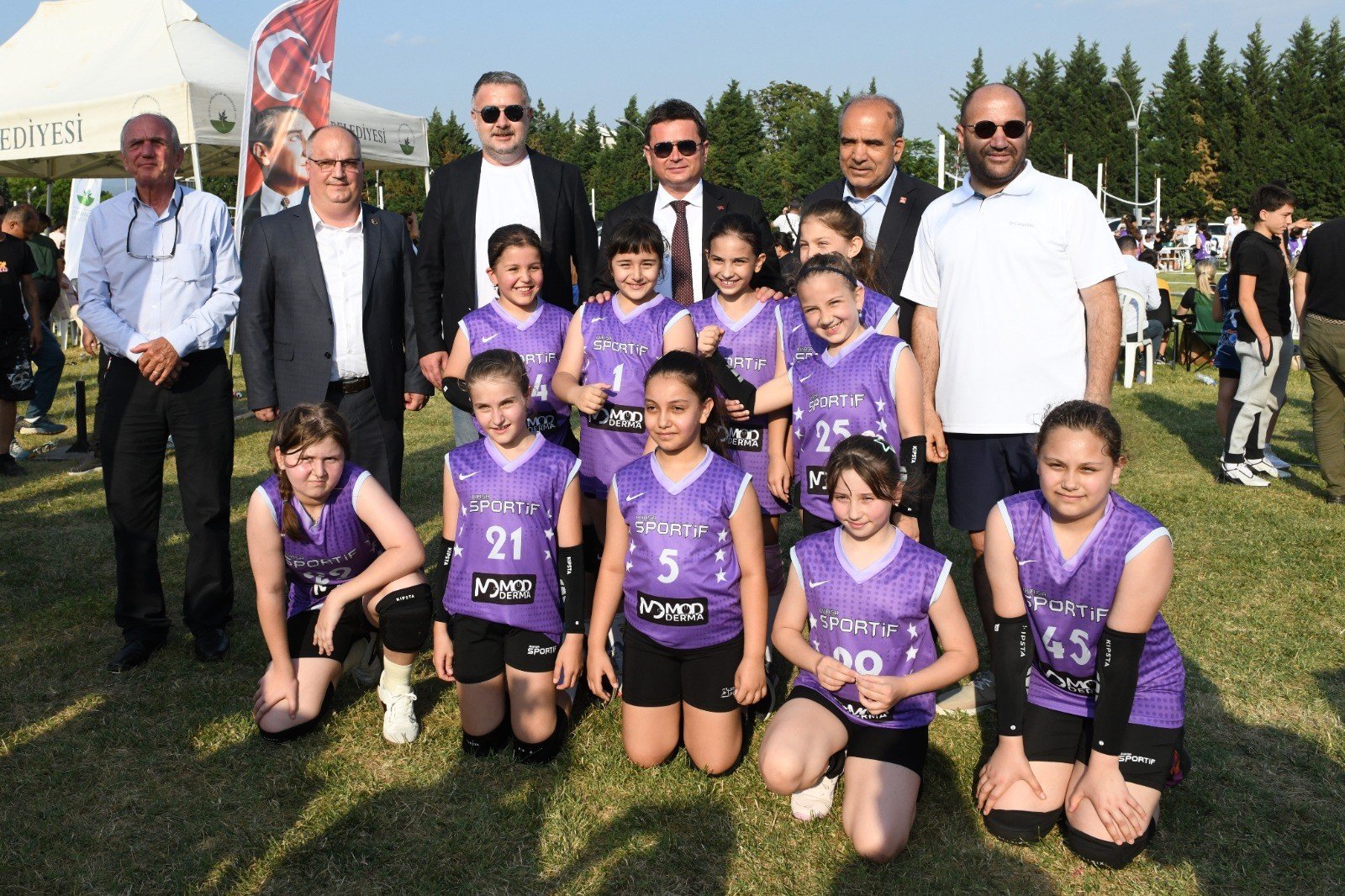 Osmangazi’de Kız Çocukları için Mini Voleybol Şenliği Düzenlendi