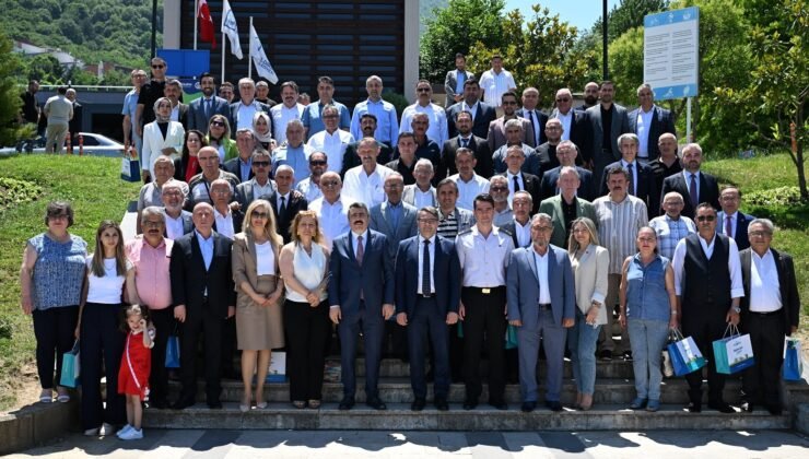 Yıldırım Belediyesi Ailesi Bayramlaştı