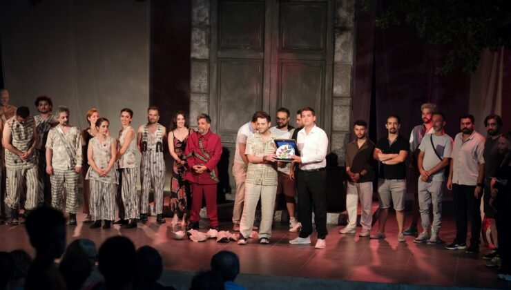 Bursa Şehir Tiyatrosu, Balıkesir Aromaterapi Festivalinde Sahnede