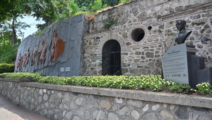 Büyükşehir Belediyesi, Bursalı Sanatçı Cemal Nadir’in Anısını Yaşatıyor