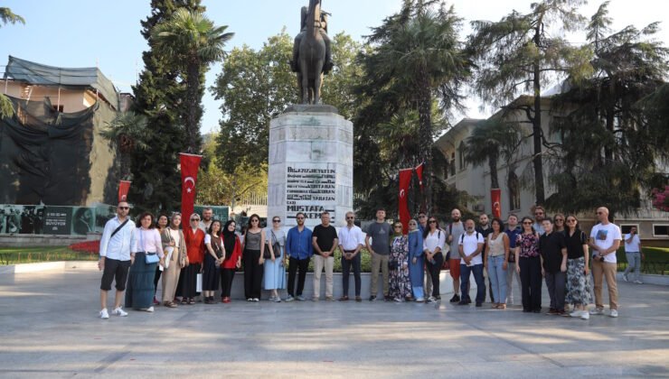 Büyükşehir Belediyesi ile ‘Tarihin İzinde Bursa’da Akşam’ Gezisi
