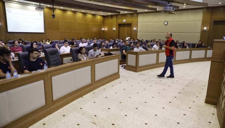 Yaz Stajı Yapan Üniversite Öğrencilerine Oryantasyon Eğitimi Düzenlendi