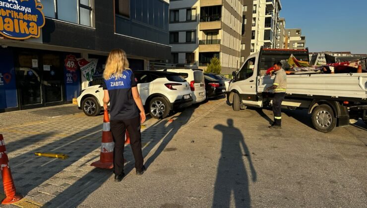 Nilüfer Belediyesi Zabita Ekiplerinden Kent Estetiğini Bozan Tabelalara Müdehale