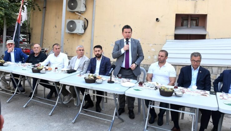 Osmangazi Belediye Başkanı Erkan Aydın Halkın Dertlerini Dinleyerek Çözümler Üretiyor