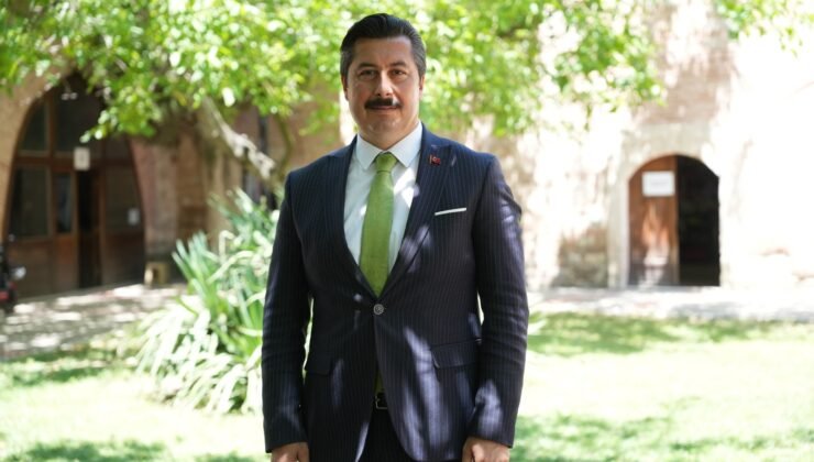 Başkan Ercan Özel Yenişehir’in Kalbi Çiçek Açtı Dedi