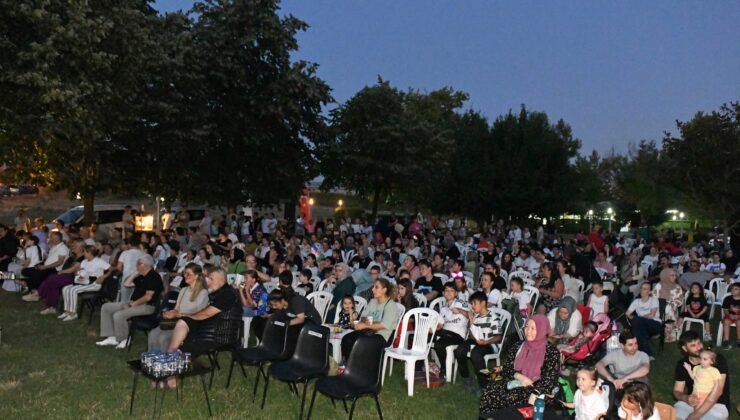 Osmangazi’de Çocuklar Açık Hava Sinemasında Bir Araya Geldi