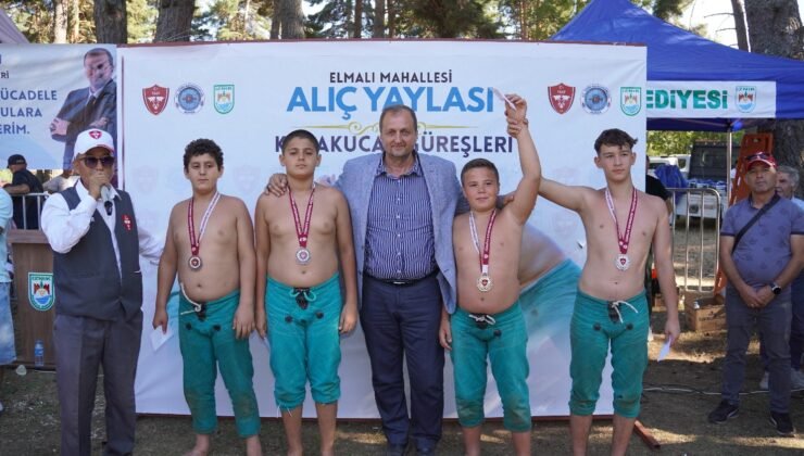 İznik’te Alıç Yaylası Kıran Kırana Güreşlere Sahne Oldu