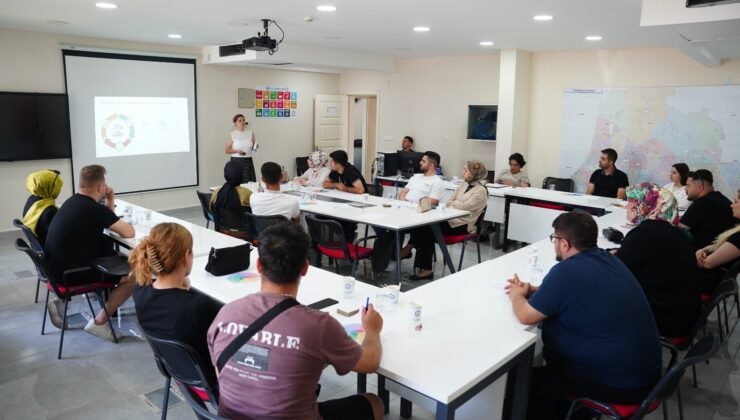 Yıldırım Belediyesi’nden 1000 Çifte Aile Eğitimi Veriliyor