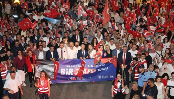 Büyükşehir Belediye Başkanı Mustafa Bozbey: 30 Ağustos Cumhuriyet’tir