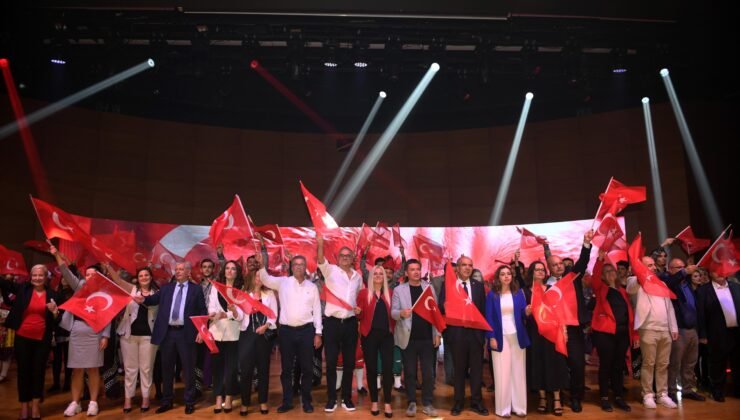 Osmangazi Belediye Başkanı Erkan Aydın “Bu Büyük Zafer Milletin Yeniden Ayağa Kalkma Destanıdır”a