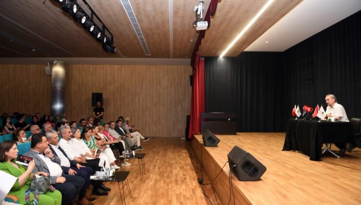 Osmangazi Belediyesi’nin Düzenlediği “Bir Ustanın İzinde” Gecesi Genço Erkal’a Adandı