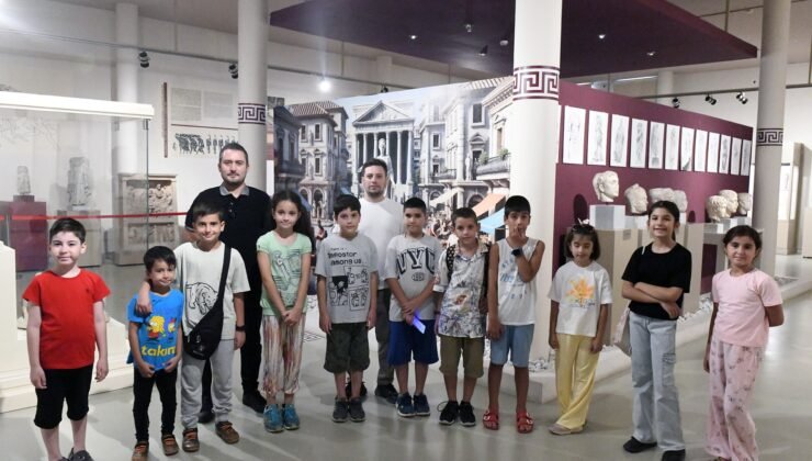 Osmangazi’de Minik Arkeologlar Müzeleri Keşfediyor