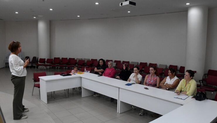 Osmangazi Belediyesi Velilere Özel Kitap Atölyesi Başlattı