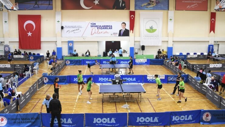 Osmangazi Belediyesi Masa Tenisine Ev Sahipliği Yaptı
