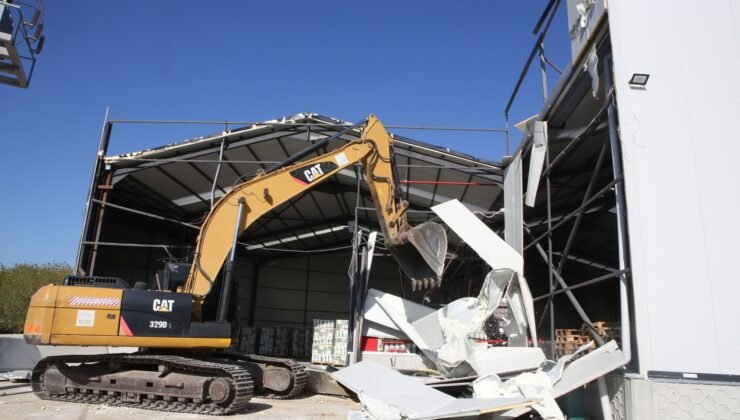 Nillüfer Başköy’de Kaçak Yapı Yıkıldı
