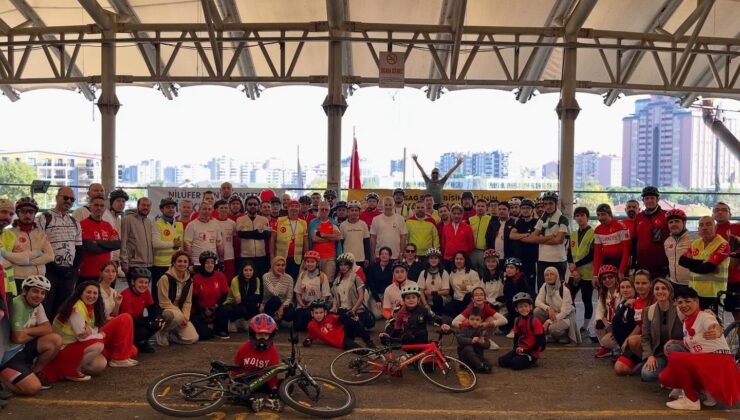 Nilüfer’de 29 Ekim Cumhuriyet Coşkusu Pedallarla Sokaklara Taşındı