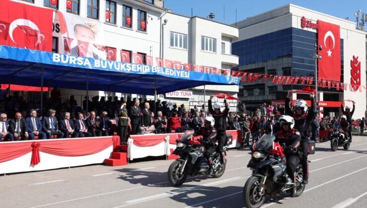 Bursa’da 29 Ekim Cumhuriyet Bayramı Coşkusu