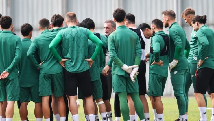 Bursaspor Sahasında Oynayacağı Muş Spor Maçına Hazırlanıyor