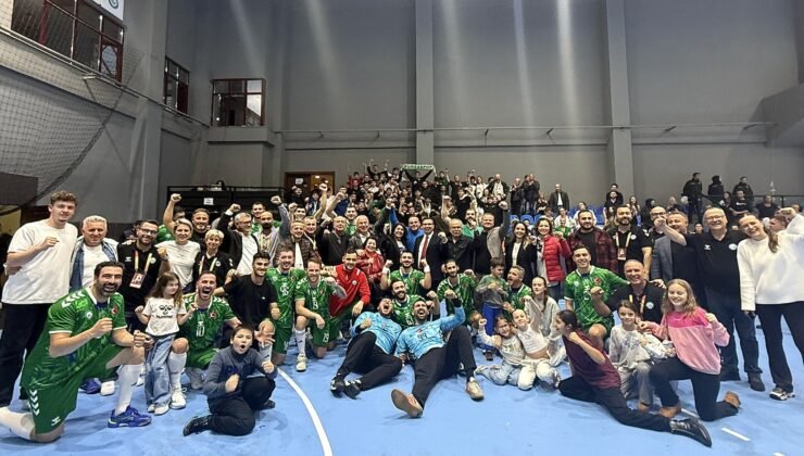 Nilüfer Belediyespor Erkek Hentbol Takımı EHF Avrupa Kupasında Tur Atladı