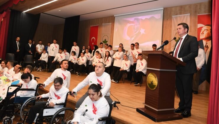 Osmangazi’de Engelli Bireyler Cumhuriyet Bayramını Kutladı